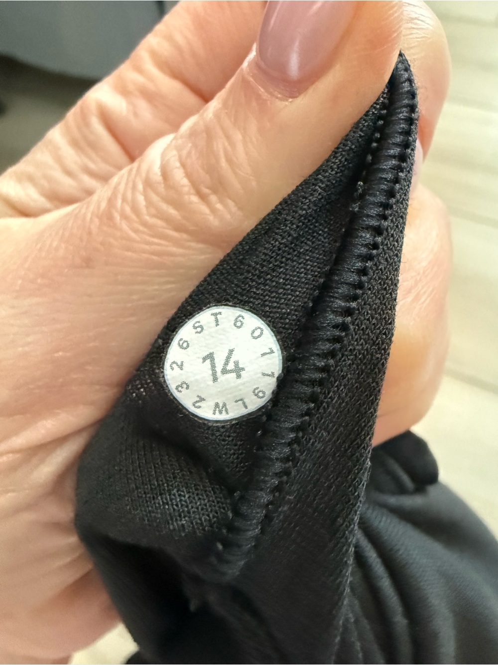 Lululemon Energy Bra - Black - Picture 5 of 5